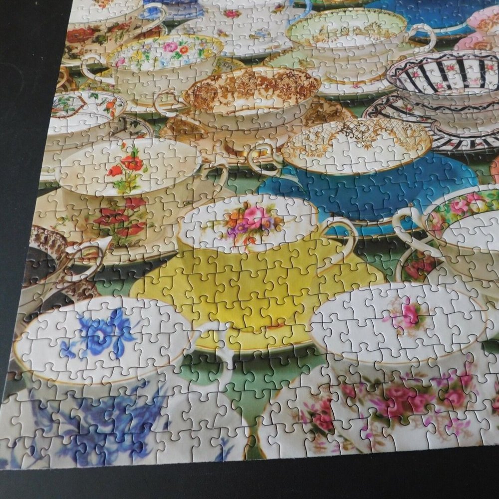 Cobble Hill Teacups 1000 Piece Jigsaw Puzzle Colorful Cups Saucers Complete Used - Picture 6 of 8